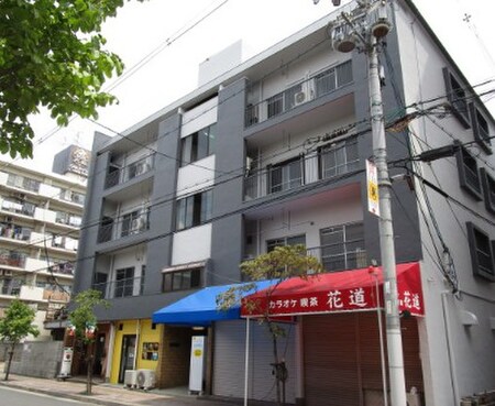 緑ビル外観写真