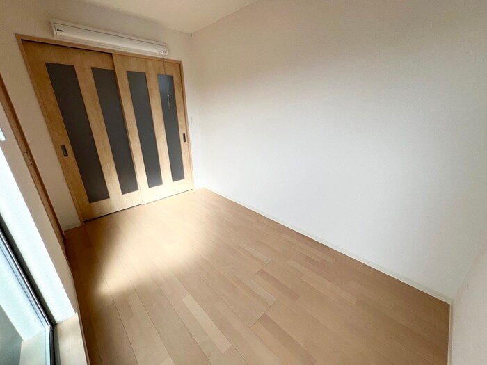 物件内観写真9　(居室)