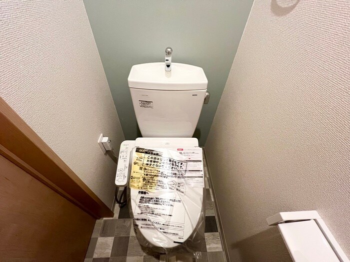 物件内観写真12　(トイレ)