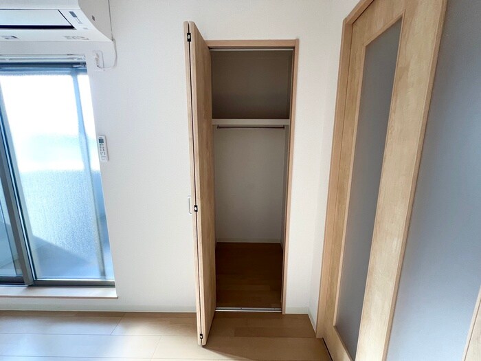 物件内観写真12　(収納)
