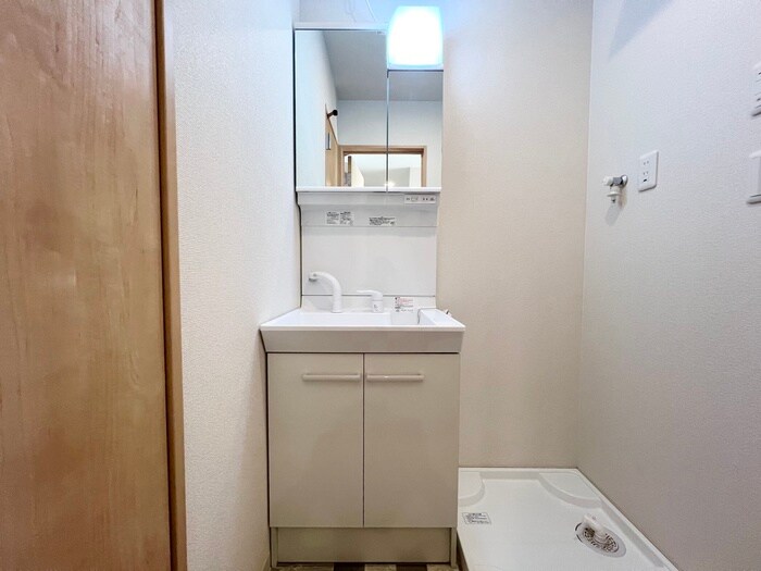 物件内観写真13　(洗面)