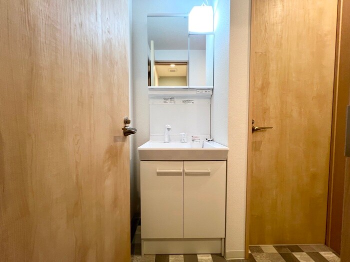 物件内観写真15　(洗面)