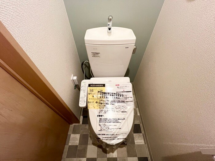 物件内観写真15　(トイレ)