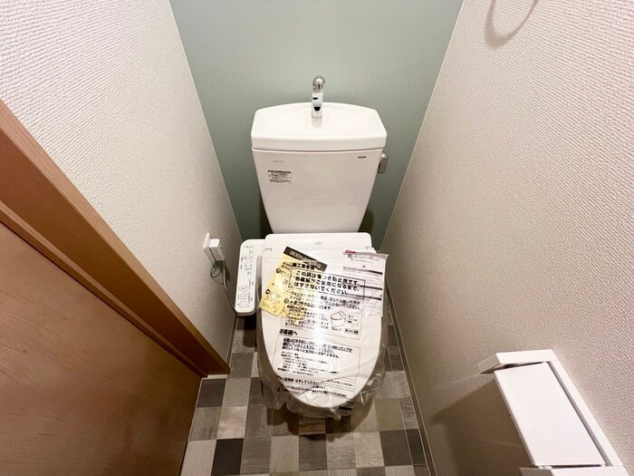 物件内観写真15　(トイレ)