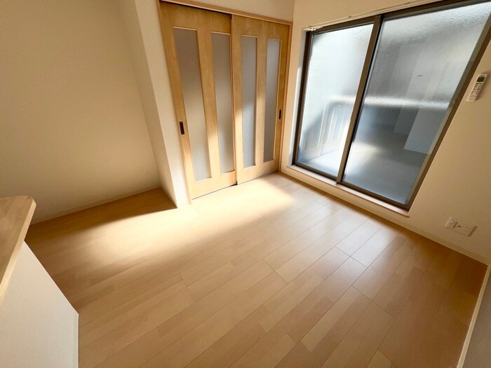 物件内観写真19　(居室)