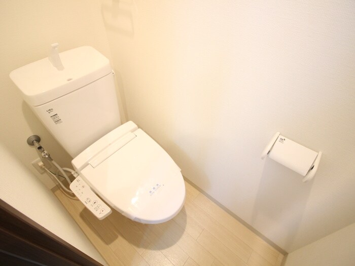 物件内観写真12　(トイレ)