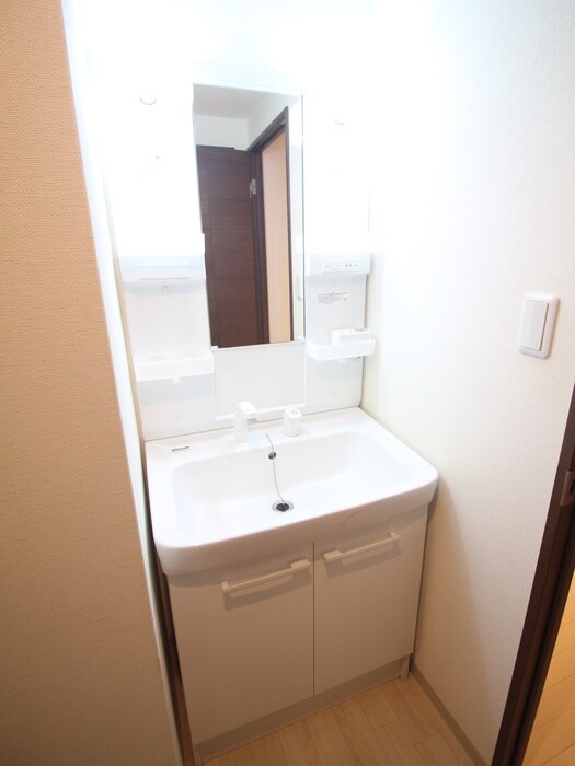 物件内観写真13　(洗面)