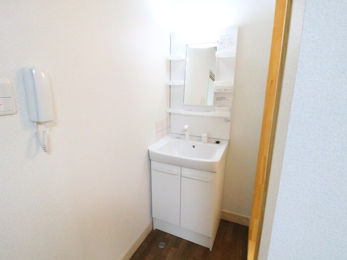 物件内観写真8　(洗面)