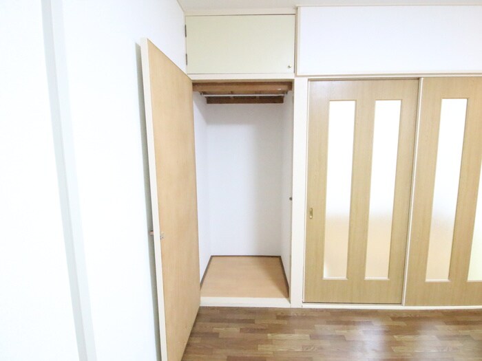 物件内観写真13　(収納)