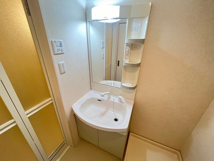 物件内観写真11　(洗面)