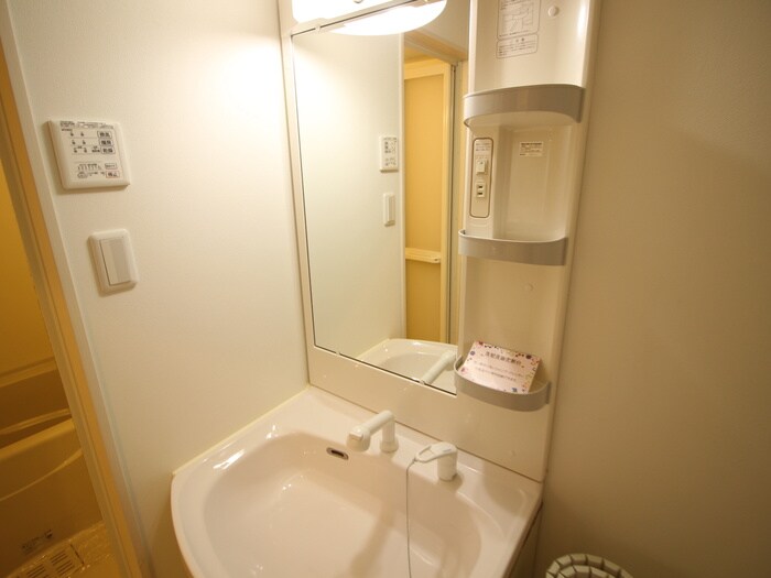 物件内観写真15　(洗面)