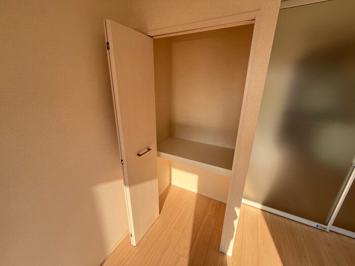 物件内観写真15　(収納)