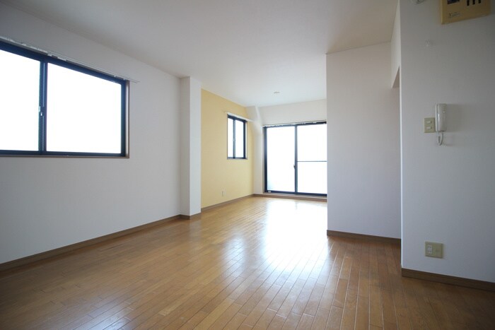 物件内観写真10　(居室)