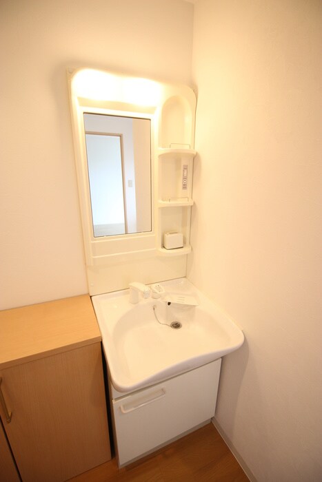 物件内観写真9　(洗面)