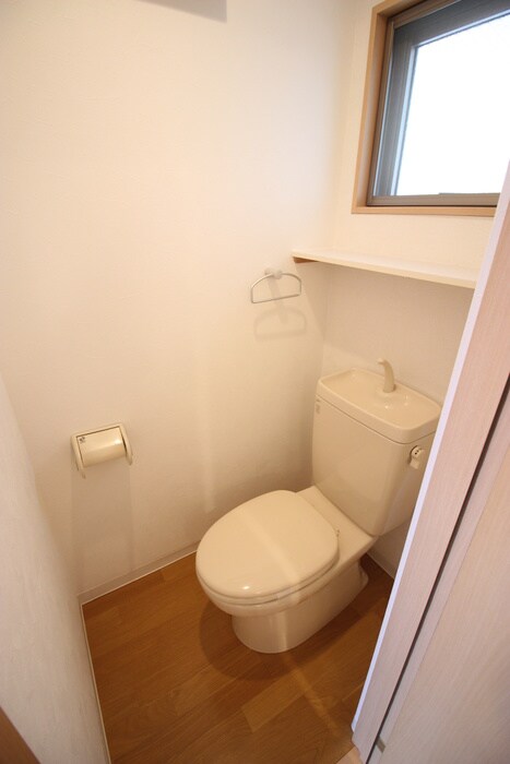 物件内観写真10　(トイレ)