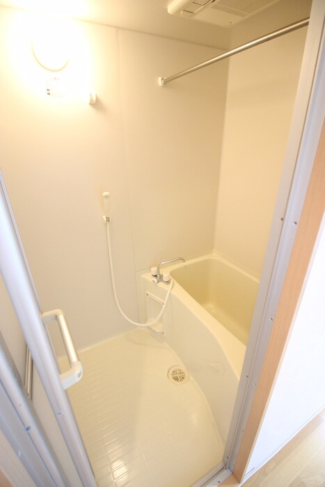 物件内観写真11　(バス／シャワールーム等)