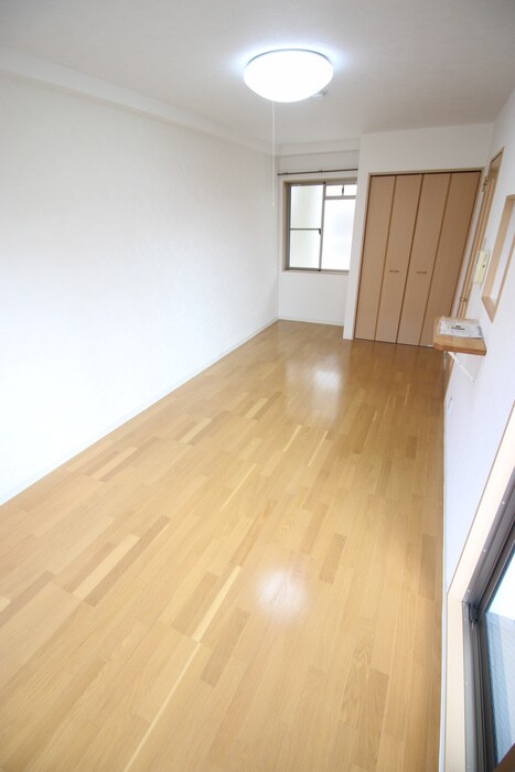 物件内観写真18　(居室)