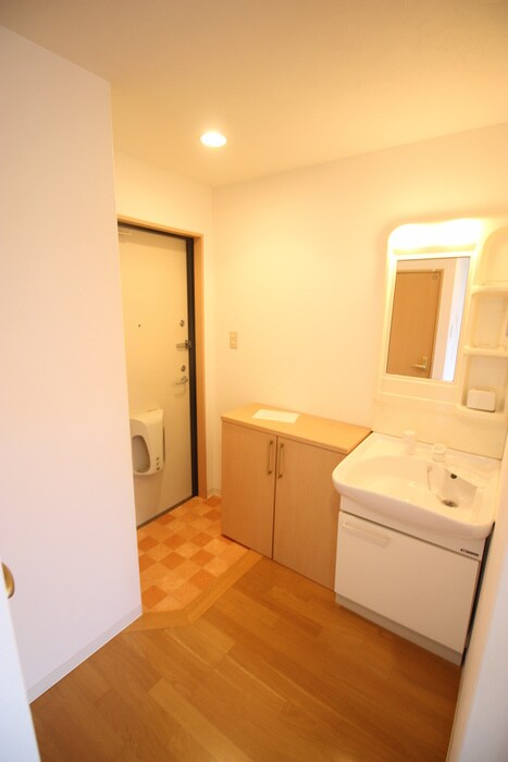 物件内観写真22　(玄関)