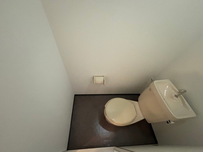 物件内観写真13　(トイレ)