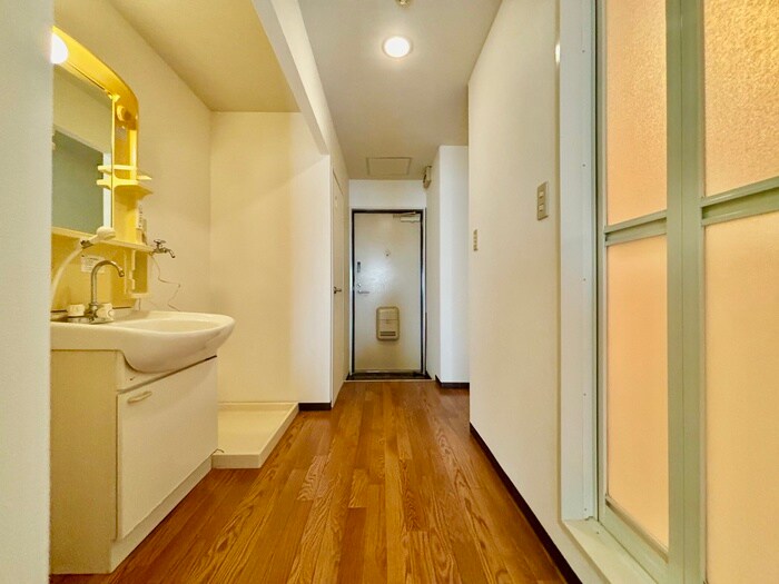 物件内観写真14　(廊下)