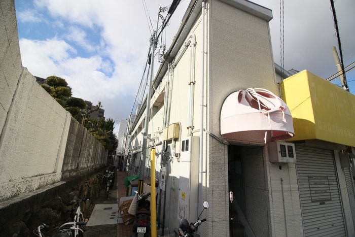 物件外観写真1　(外観写真)