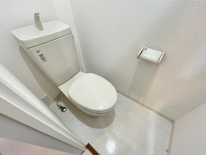 物件内観写真14　(トイレ)