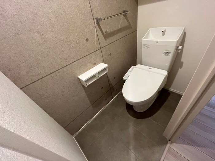 物件内観写真12　(トイレ)