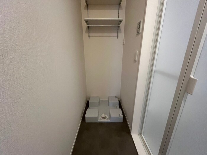 物件内観写真20　(洗濯機置場)