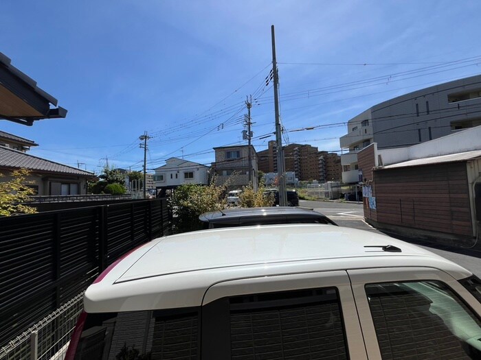 物件内観写真22　(室内からの展望)