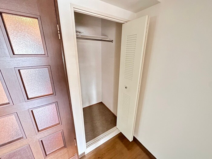 物件内観写真11　(収納)