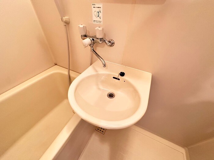 物件内観写真14　(洗面)