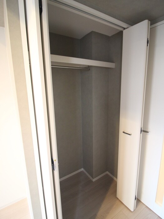 物件内観写真10　(収納)