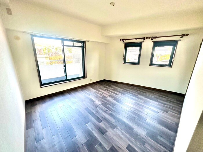 物件内観写真9　(居室)