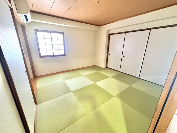 物件内観写真11　(居室)