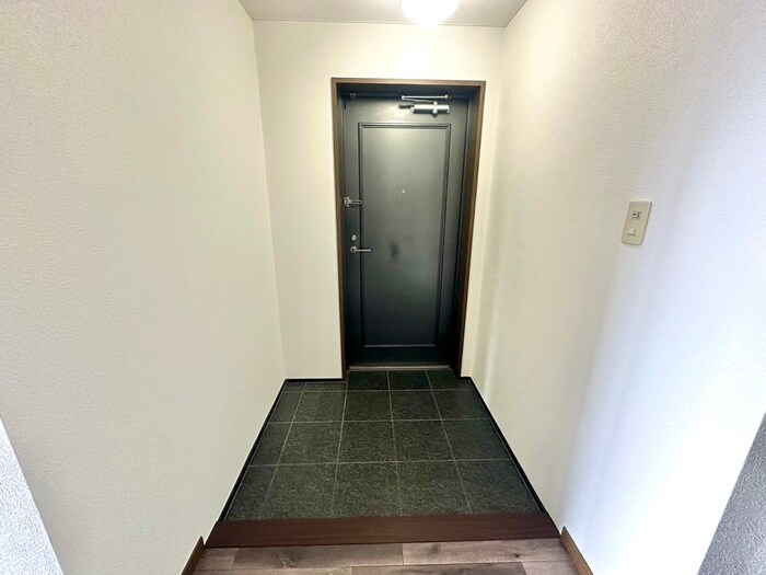 物件内観写真21　(玄関)