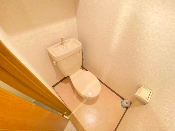 物件内観写真11　(トイレ)
