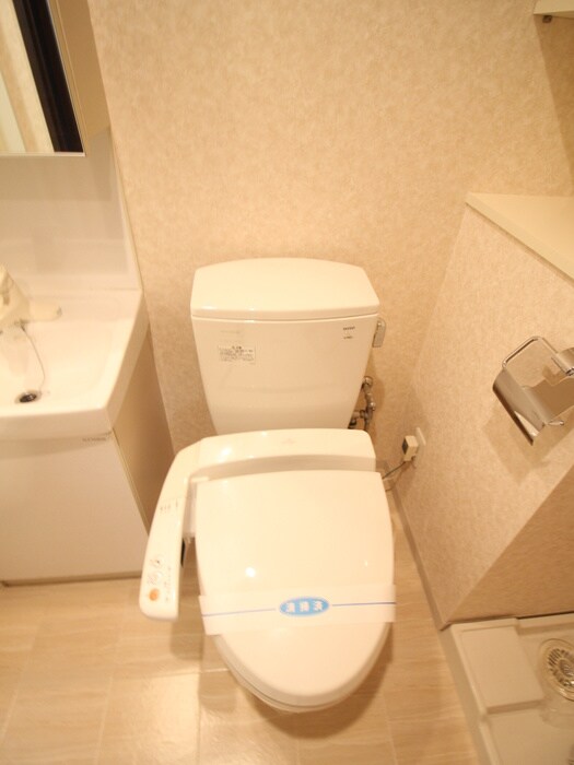 物件内観写真9　(トイレ)