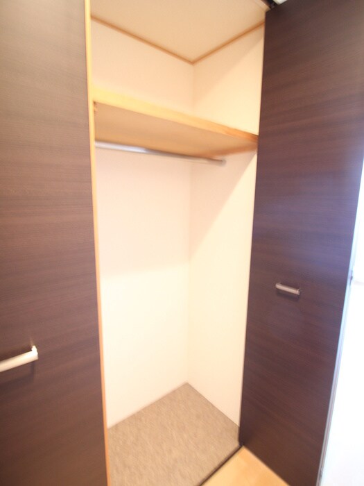 物件内観写真16　(収納)