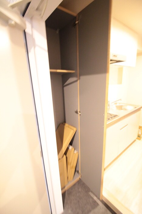 物件内観写真8　(靴箱)