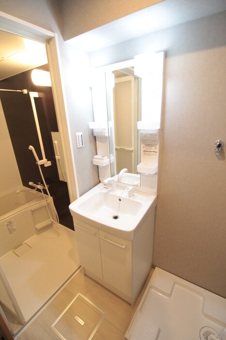 物件内観写真11　(洗面)