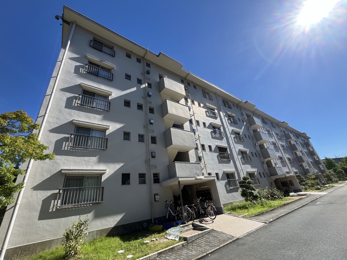 箕面如意谷住宅１２棟（203）