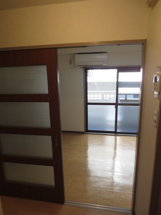 物件内観写真10　(居室)