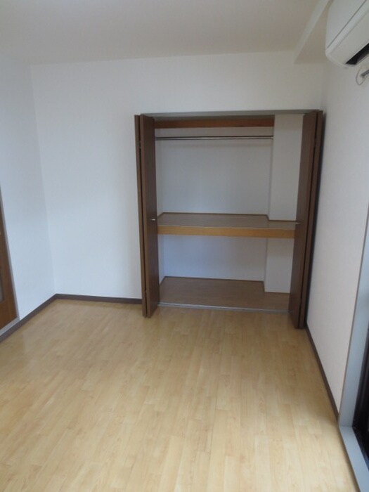 物件内観写真17　(居室)