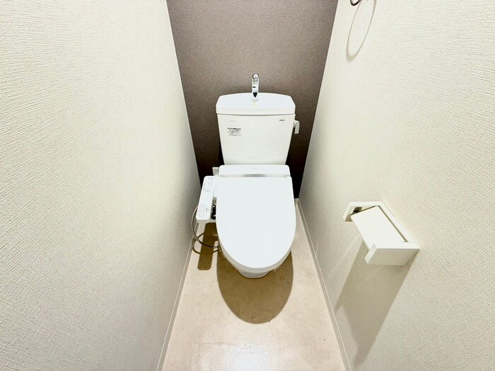 物件内観写真14　(トイレ)