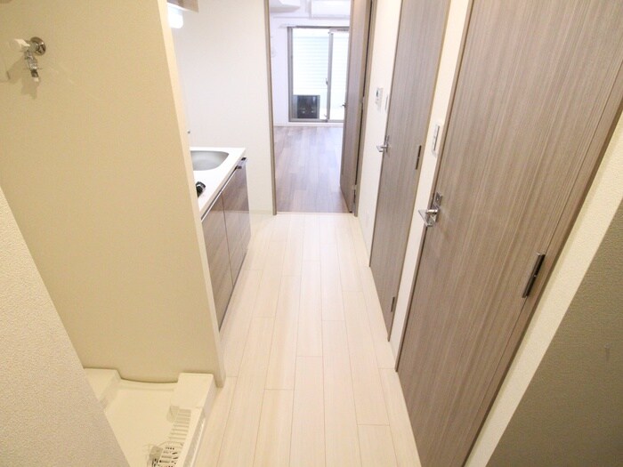 物件内観写真14　(廊下)