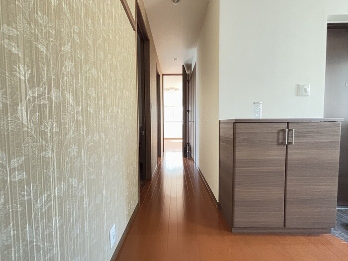物件内観写真19　(廊下)