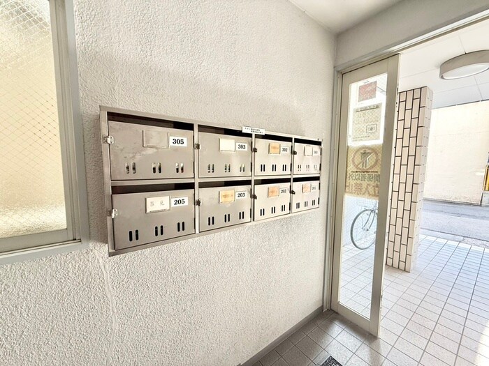 物件外観写真4　(建物設備)