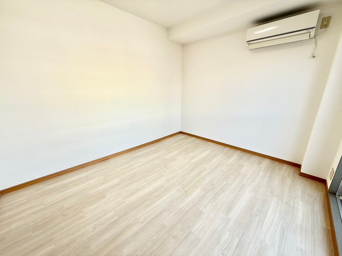 物件内観写真13　(居室)