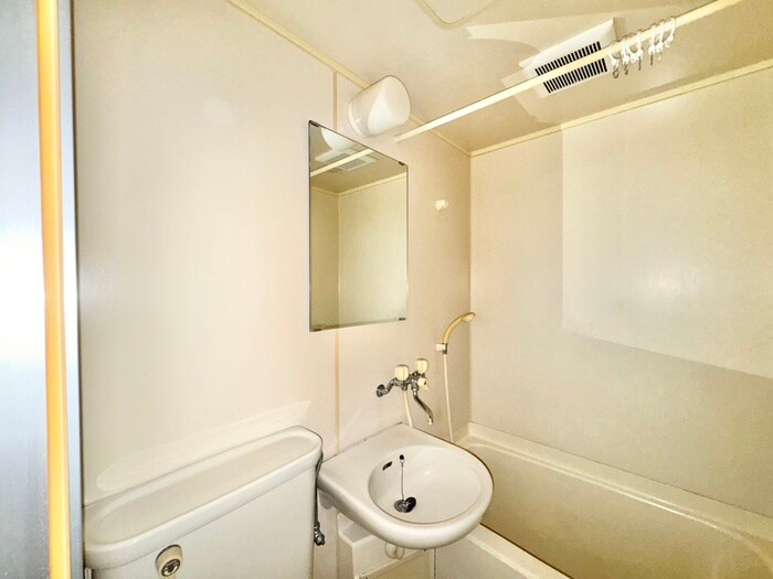 物件内観写真11　(洗面)