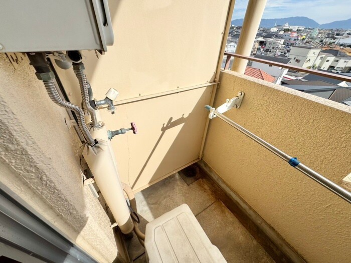 物件内観写真12　(洗濯機置場)